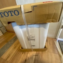 TOTO トイレ タンク 新品、未使用 SH367BAの画像