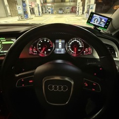 アウディA5クアトロの画像