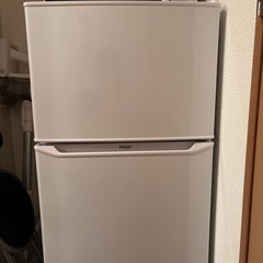 【早い者勝ち・¥50で差し上げます】一人暮らし用・冷蔵庫の画像