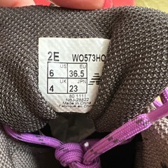 新品 W0573H ニューバランス 登山 トレッキングシューズ 23cmの画像