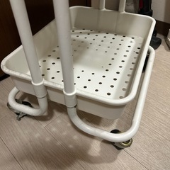 ３段ラックの画像