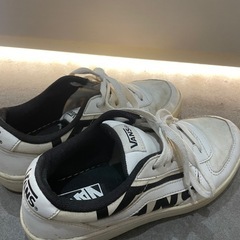 VANSスニーカー22.5cmの画像
