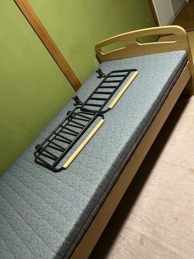 ニトリ　電動シングルベッド　ライズ2 2M-F/LBR