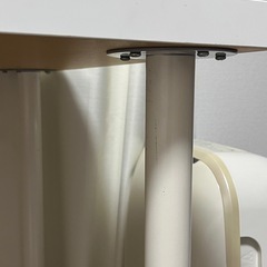 イケア　テーブル白の画像