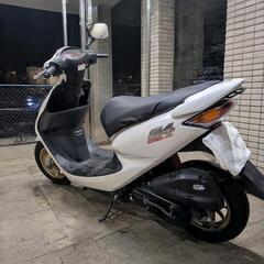 ホンダ Z4 スマートディオ AF63 FI 人気の白 ４スト ZXの画像