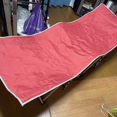 アウトドア用ベッドの画像