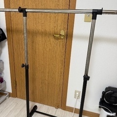 物干しラックの画像