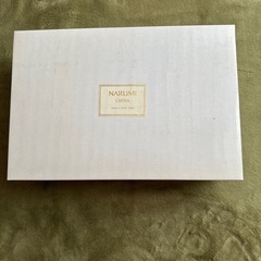 新品 NARUMI 5客アソート ティーカップ＆ソーサーセットの画像
