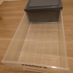 プラスチック製 収納ケースの画像