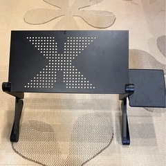 可変式ノートパソコンスタンドの画像