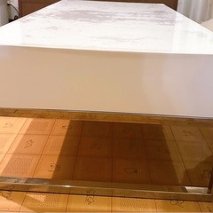 センターテーブル 高級感の画像