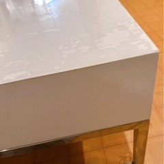 センターテーブル 高級感の画像