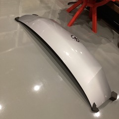 200系ハイエースワイド　ボンネットの画像