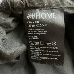 H&M シーツ 黒 シングル用の画像