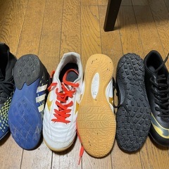 サッカーシューズですの画像