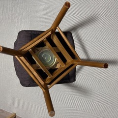 回転式ダイニングチェアの画像