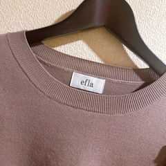 efla シアーボリュームスリーブニットトップス   の画像