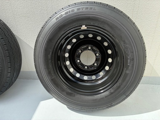ハイエース純正スチールホイール&タイヤ