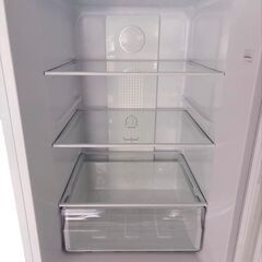 【極美品】Haier ハイアール 2ドア ノンフロン冷凍冷蔵庫 218L JR-NF218B 2021年製 区っ切り棚冷凍室 高さ調節可能トレイの画像