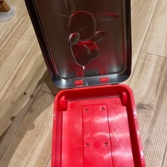 ポケモン✨ピカチュウ✨アルミ缶キャリーケース✨の画像
