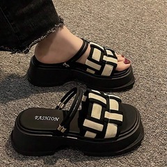 SHEIN ＆2PINKの２足セットの画像