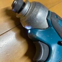 Makita TD090D インパクトドライバーの画像