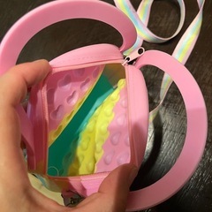SNS人気✨子ども用✨ポップイットバッグ✨ハート形✨ショルダーバッグ✨の画像