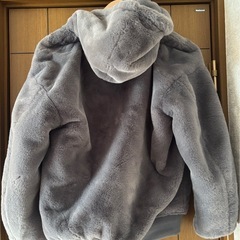 UNIQLO ジャケット Mサイズ ブルゾン リバーシブルの画像