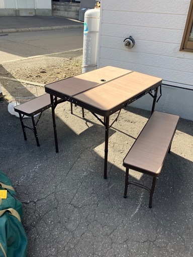 カインズ　テーブル＆ベンチセット　キャンプ