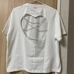 SHINEの背開きハートシャツの画像