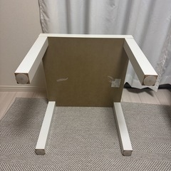 IKEA 机の画像