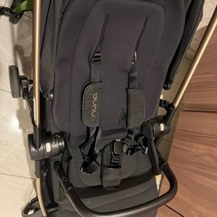 ベビーカー　nuna イクサの画像