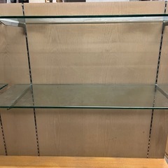 無料で差し上げます。大型　店舗用陳列棚　木製　その1の画像