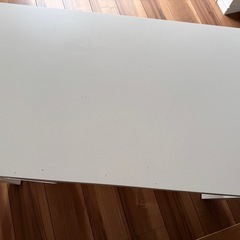 IKEA ローテーブルの画像