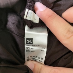 guブラウンスカートの画像