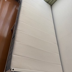【IKEA】ベッドフレーム＋マットレスの画像