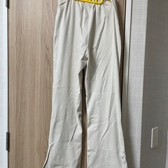 LUPILIENのボトムスの画像