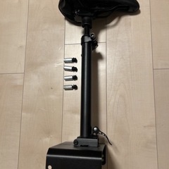 電動キックボード取り付け可能な椅子の画像