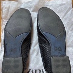 ZARA タッセル ローファー28.0cmの画像