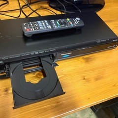 500GB☆10年☆パナソニック/DIGA☆HDD/BDレコーダー☆DMR-BW680☆リモコン付☆2番組同時録画の画像
