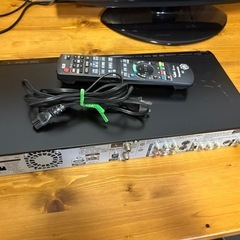 500GB☆10年☆パナソニック/DIGA☆HDD/BDレコーダー☆DMR-BW680☆リモコン付☆2番組同時録画の画像