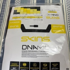 skins デサント　DNAMIC　ロングスリーブトップ　ウィメンズ　M 未使用品　スポーツウェア　ブラック×ブラックの画像