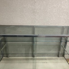 無料で差し上げます。商品陳列扉付きガラスケース　その1の画像