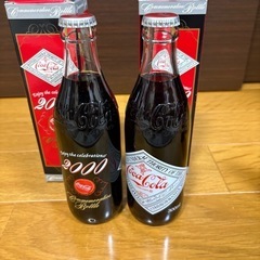 コカコーラ2000年記念ボトル　箱付き　2本  コカ・コーラ125周年ボトル　2本　未開封　4本セットの画像