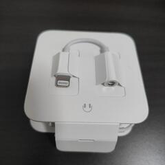 RAVPOWER WIRELESS FAST CHARGING PAD　＆　イヤホン　セットの画像