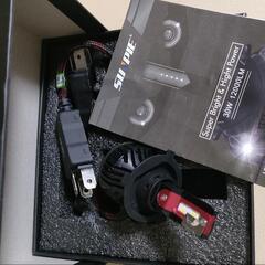 H4 LEDヘッドライトの画像