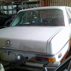 オールドMベンツ108.280S-リサイクル-部品取り車両の画像
