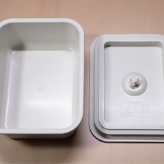 MUJI 無印良品 ポリプロピレン 保存容器になるバルブ付 弁当箱 白レクタングラー 325ml（美品）の画像