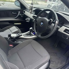 BMW 3シリーズ　320i 低走行車の画像