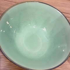 スヌーピーガラス皿　緑のお皿の画像